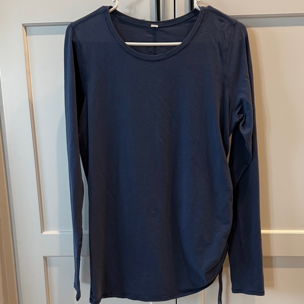 Lululemon Long Sleeve Navy Crewneck Top with adjustable cinch on the side